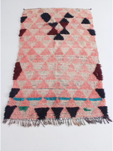 Load image into Gallery viewer, Vintage Boujaad Moroccan Rug 4.5'x7'