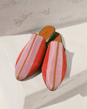 Load image into Gallery viewer, Women's Pēkäk Lounge Slippers - Prism Rose