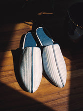 Load image into Gallery viewer, Men&#39;s Pēkäk Lounge Slippers - Cape Blue
