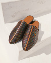 Load image into Gallery viewer, Men&#39;s Pēkäk Lounge Slippers - Chestnut Holograph
